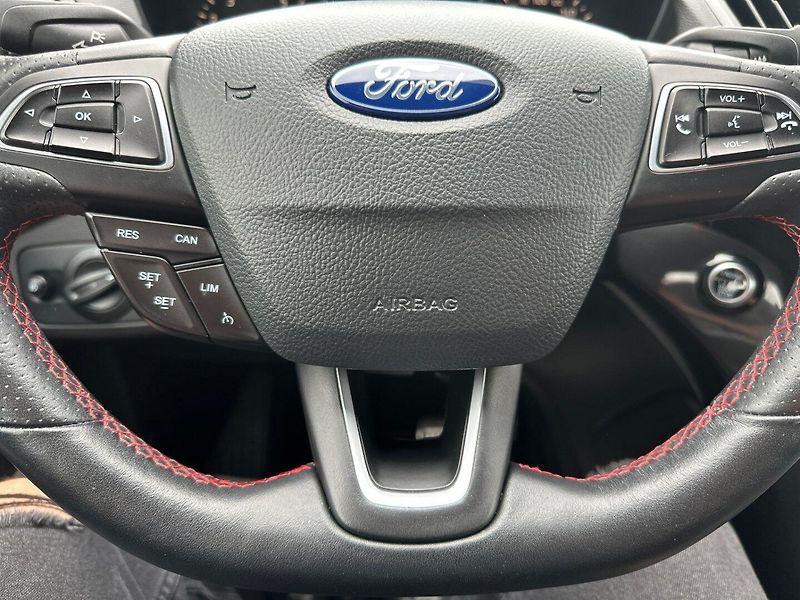 Ford Kuga (2019) 1,5EcoBoost 110KW  ST-Line - fotka 21 z 25
