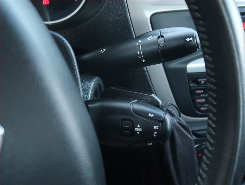 Citroën C-Elysée (2016) 1.2 PureTech, Serv.kniha - fotka 16 z 23