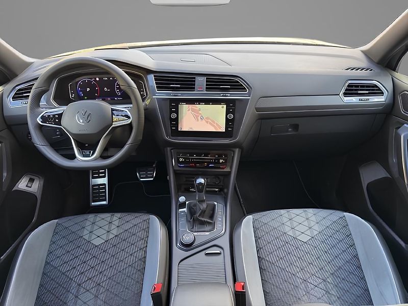 Volkswagen Tiguan Allspace 2.0TDI DSG 4x4 147kW R-Line TZ - fotka 3 z 8