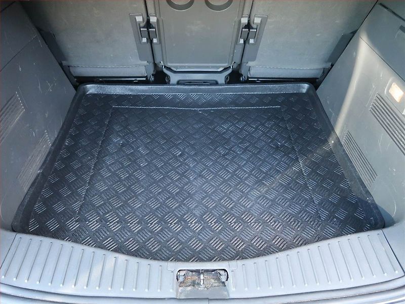 Ford C-MAX (2005) Trend 1.6 i, nová STK - fotka 13 z 16