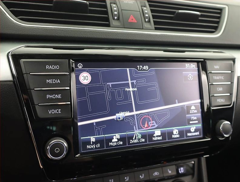 Škoda Superb (2016) Style 2.0 TDI, Automat - fotka 22 z 22