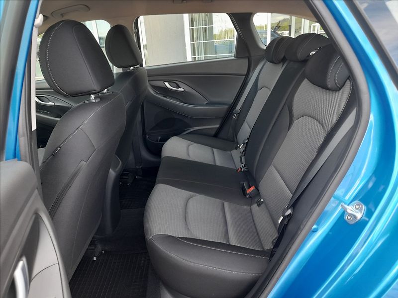 Hyundai i30 1,0 T-GDi - fotka 17 z 19