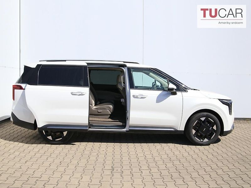 Kia Carnival (2024) 1.6 HEV Automat 6+3 Místa  - fotka 5 z 40