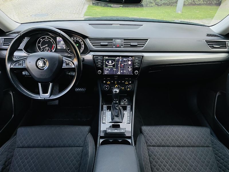 Škoda Superb 2.0TDI DSG TAŽNÉ NEZÁVISLE TOP - fotka 26 z 53