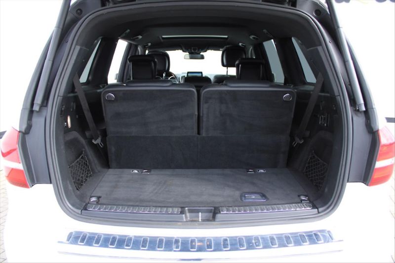 Mercedes-Benz GLS 500 4MATIC AMG 7-MÍST ČR - fotka 13 z 36