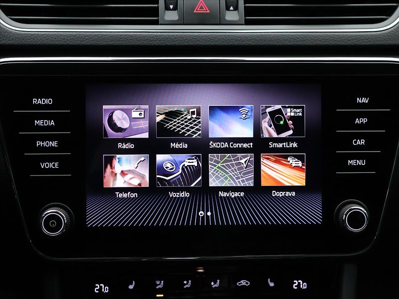 Škoda Superb 2.0 TDI DSG Style Navi LED - fotka 22 z 32