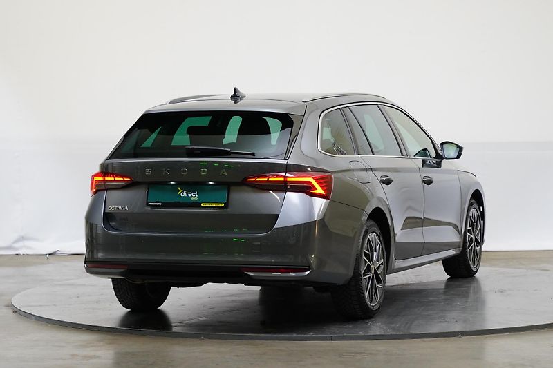 Škoda Octavia - fotka 2 z 26