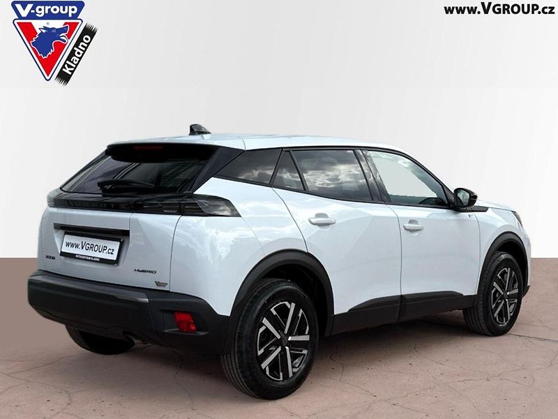 Peugeot 2008 (2026) Business Hybrid 110 e-DCS6 - fotka 4 z 36