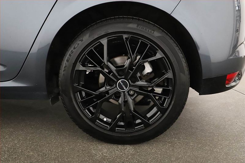 Renault Mégane (2016) 1.2 TCe, Navi, Tempomat - fotka 12 z 19