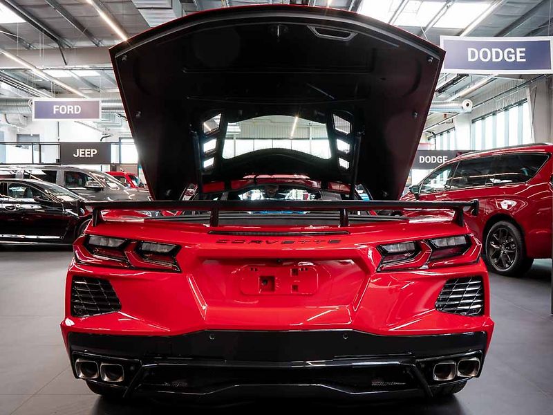 Chevrolet Corvette (2026) 6.2 Stingray 3LT Z51 Facelift - fotka 6 z 45
