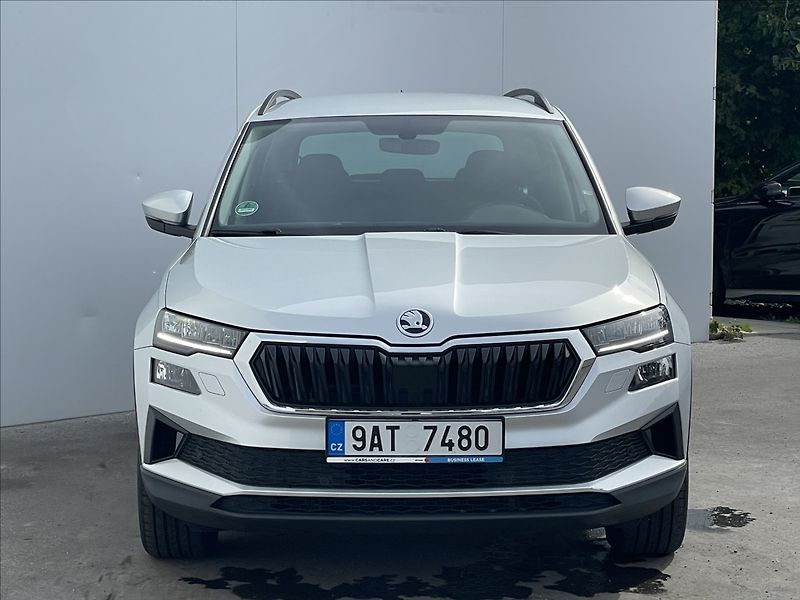Škoda Karoq 2,0 TDI DSG Style Plus NAV+PDC - fotka 21 z 23