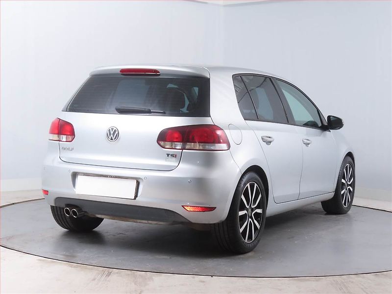 Volkswagen Golf (2010) Highline 1.4 TSI, Automat - fotka 5 z 14