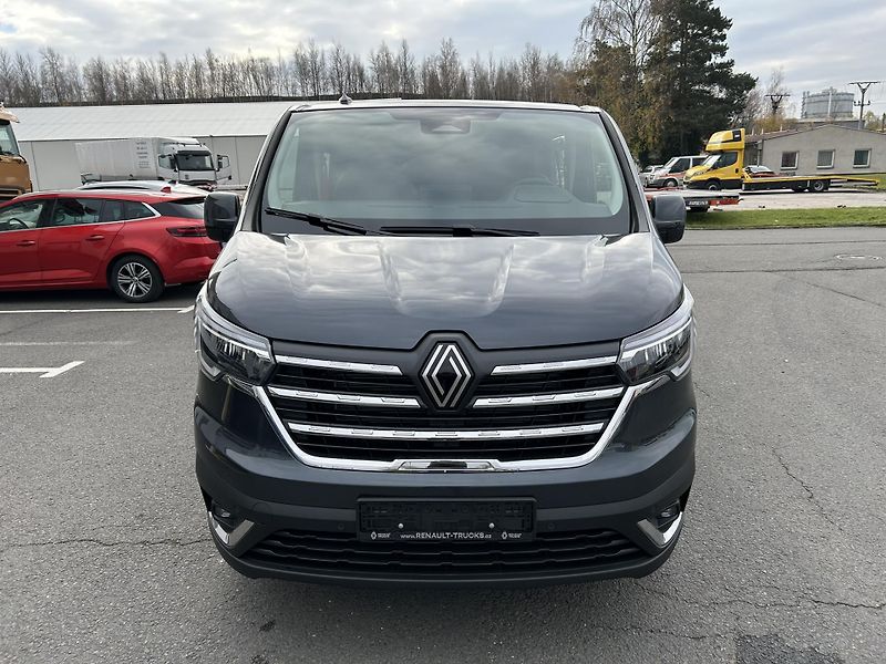 Renault Trafic (2026) CREW VAN L2H1 150k RED 5 míst - fotka 6 z 37