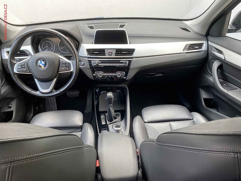 BMW X1 (2017) 2.0d xDrive20d, Sport Line - fotka 8 z 18