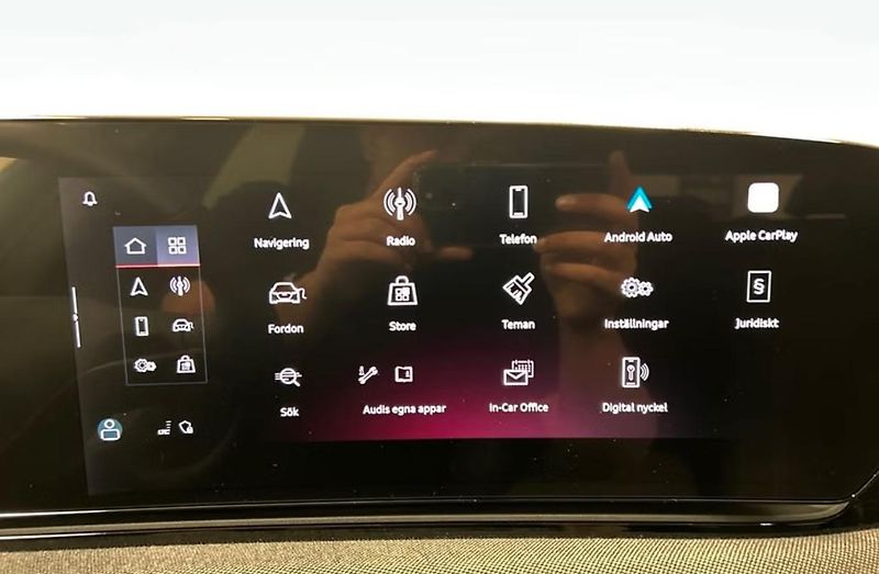 Audi A6 Avant e-tron Q 360k Tech Pro Pano - fotka 11 z 15