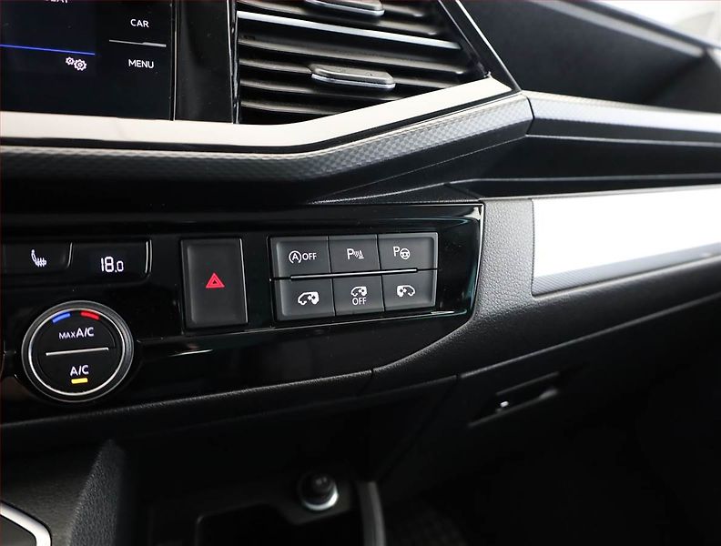 Volkswagen Multivan (2020) Highline 2.0 TDI, ČR - fotka 16 z 20