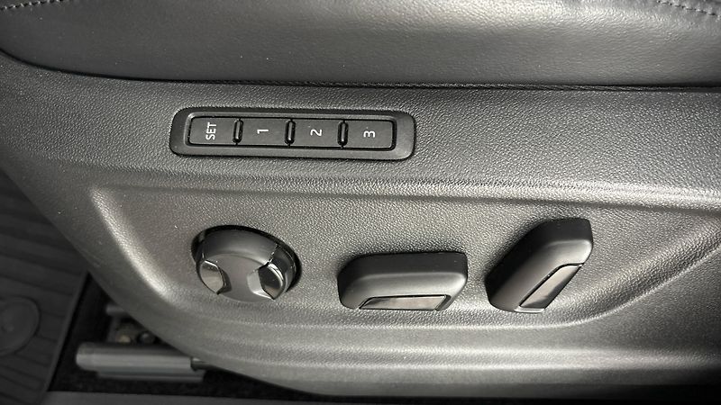 Škoda Kodiaq 2.0 TDI DSG 4x4 L&K - fotka 22 z 34