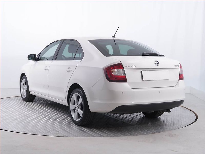 Škoda Rapid (2019) 1.0 TSI, Bi-Xenony, Tempomat - fotka 4 z 19