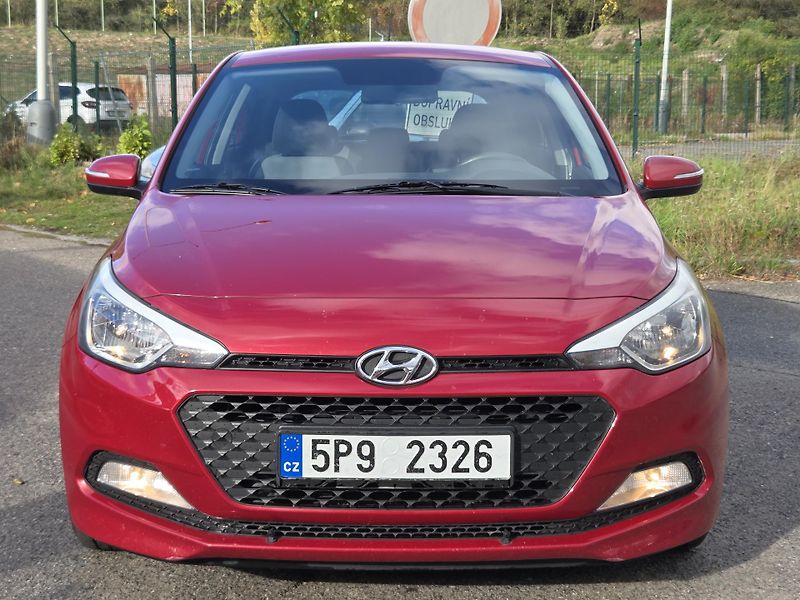 Hyundai i20 1,2i  lze i na splátky všem! - fotka 2 z 11