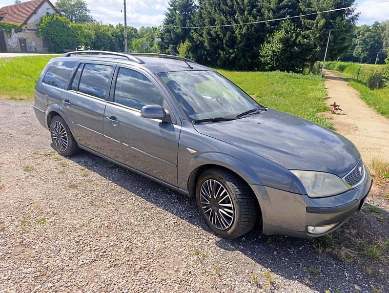 Ford Mondeo (2006) 2.0 TDCi  - fotka 8 z 13
