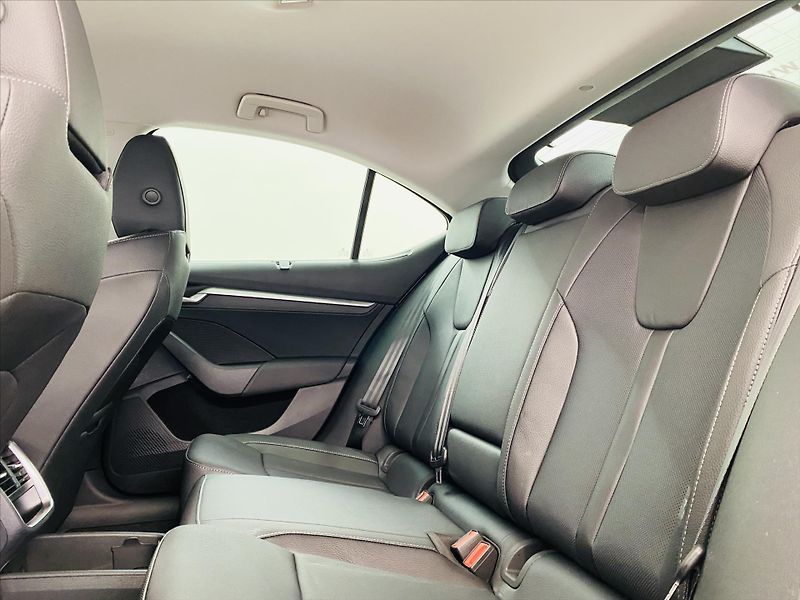 Škoda Octavia 2,0 TDI 110kW DSG Exclusive Se - fotka 6 z 29
