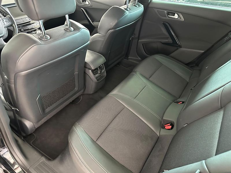 Peugeot 508 (2016) 2.0BlueHDi,Allure,180HP,aut.   - fotka 8 z 24