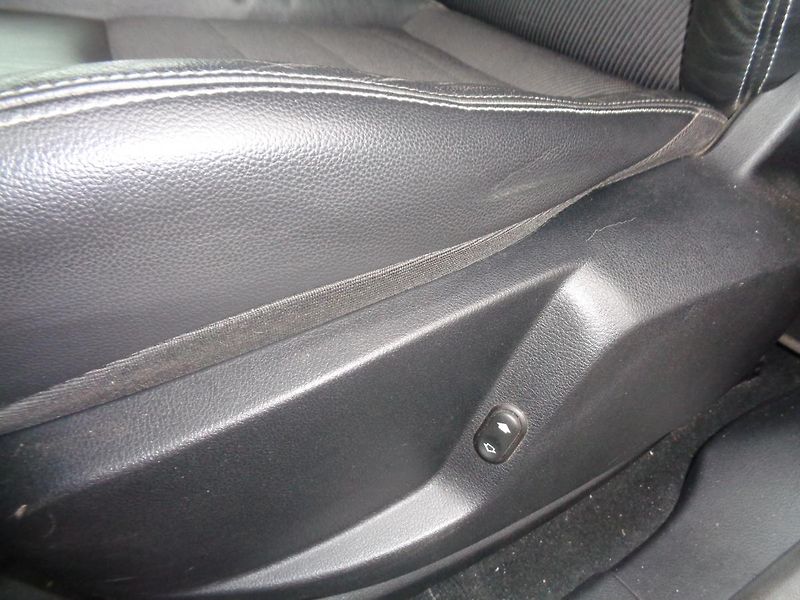 Ford Galaxy 2,0 TDCI - fotka 15 z 19