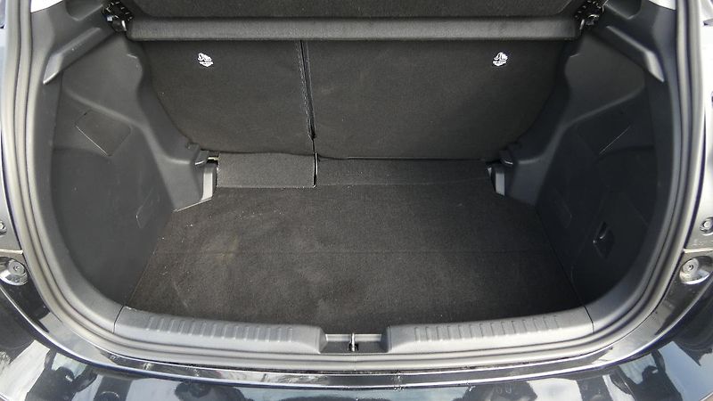 Mazda 2 1.5 Hybrid e-CVT Centre-line - fotka 20 z 22