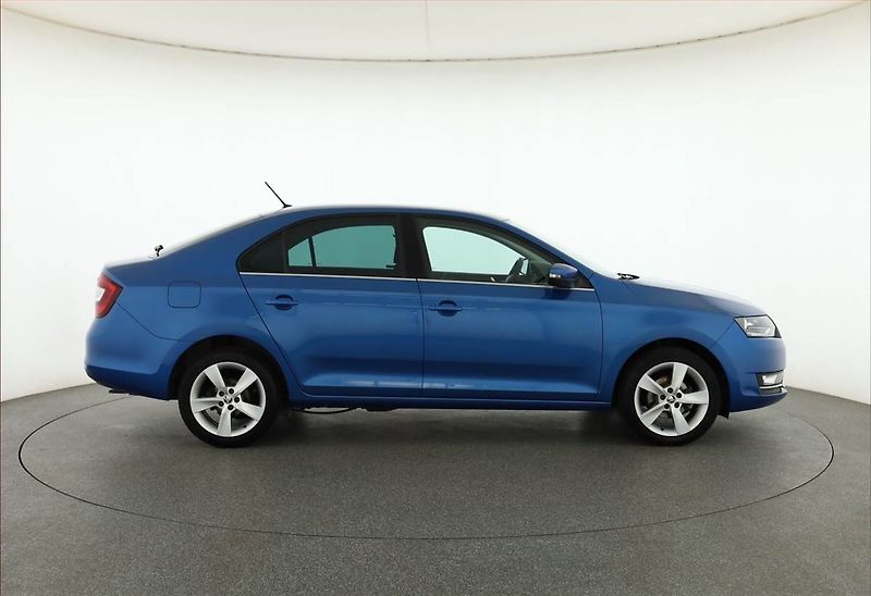 Škoda Rapid (2017) Style 1.0 TSI, ČR,1.maj - fotka 6 z 17