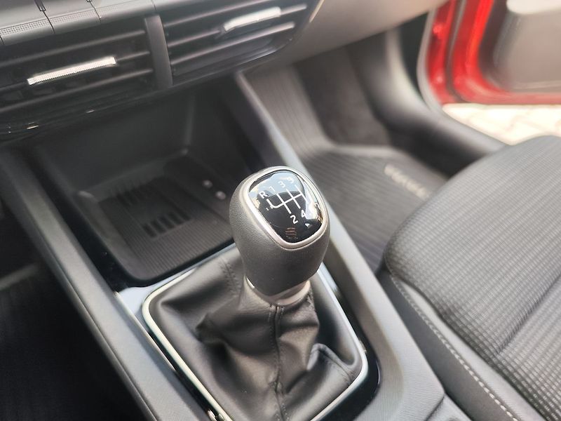 Škoda Octavia 1.5 TSI/85kW Selection - fotka 24 z 32