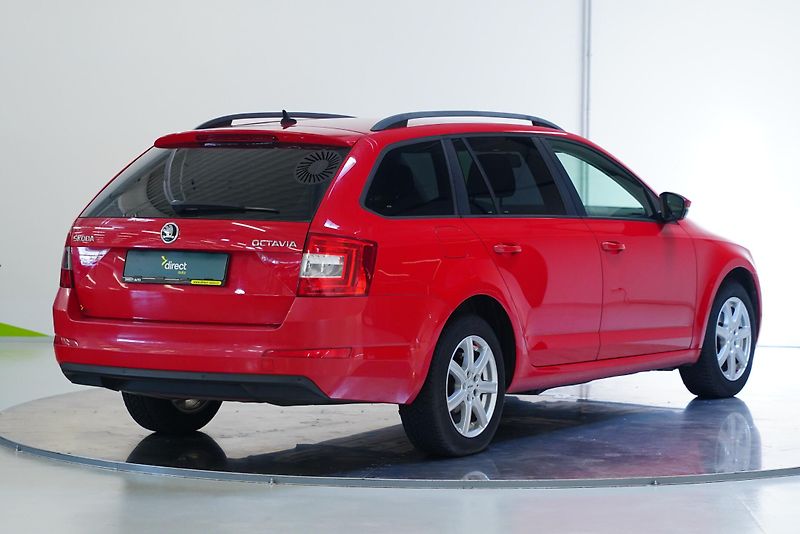 Škoda Octavia - fotka 2 z 27