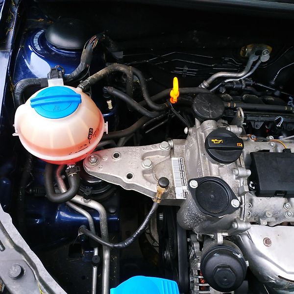 Škoda Fabia 1.2 /51kW.....73997 km  ČR - fotka 11 z 58