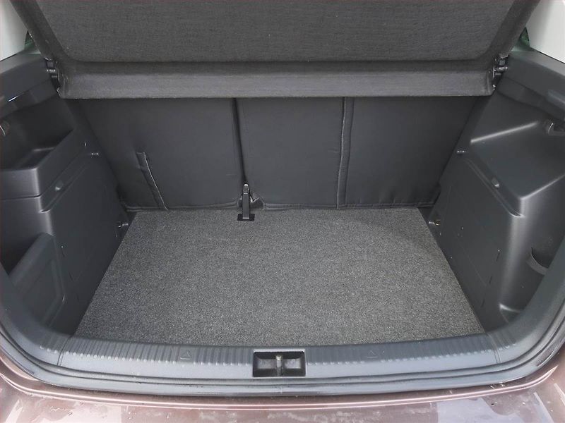 Škoda Fabia (2015) Style 1.2 TSI, Serv.kniha - fotka 13 z 14