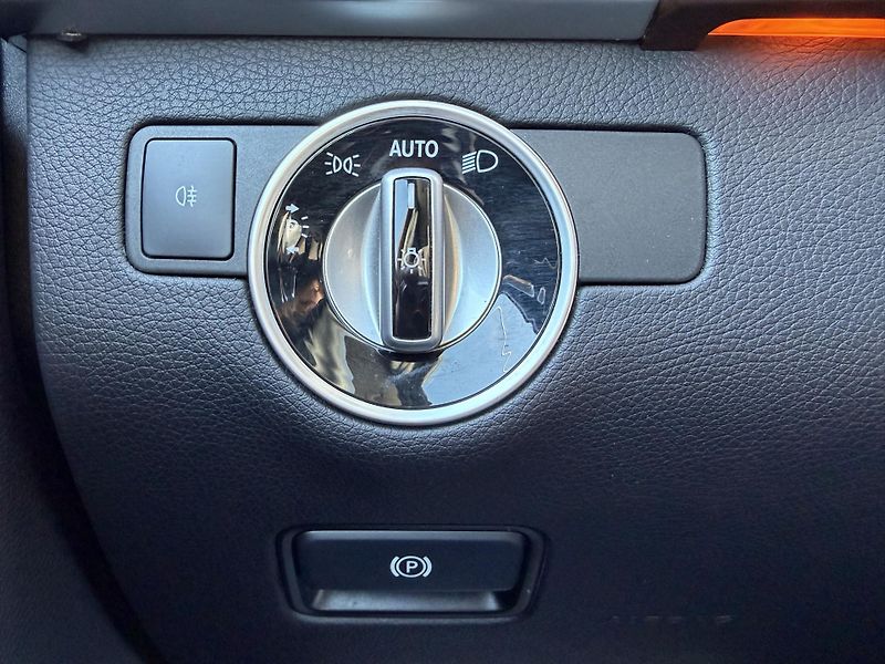 Mercedes-Benz GL 350 CDI XENON PANO MASÁŽ TAŽNÉ - fotka 17 z 63