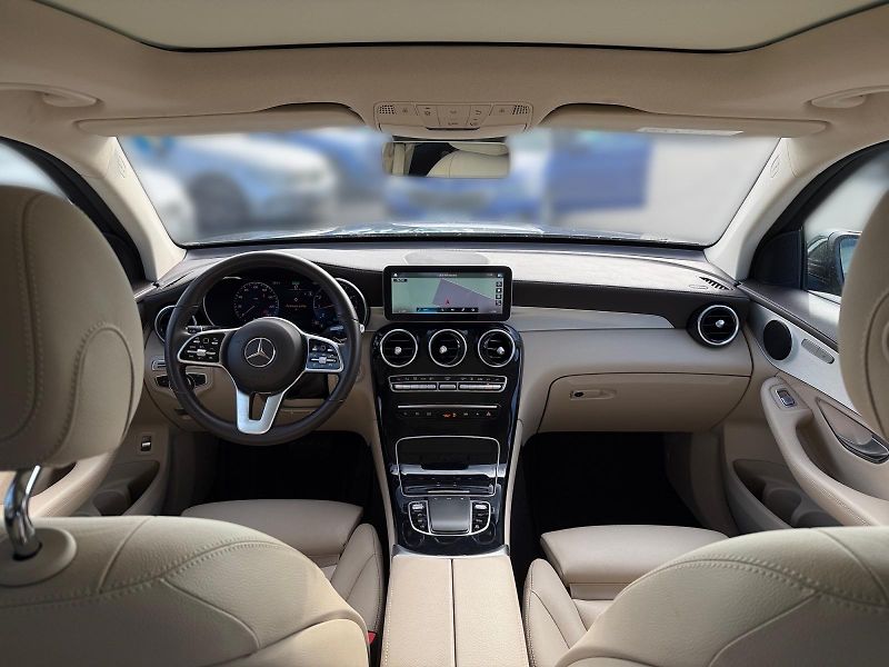 Mercedes-Benz GLC (2022) 200 145kW 4MATIC CZ DPH - fotka 9 z 11