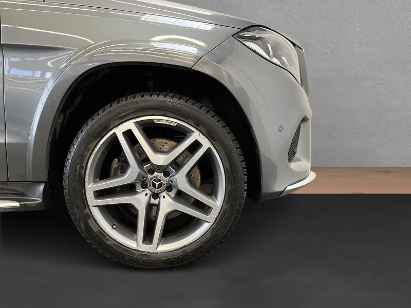 Mercedes-Benz GLS 350d 4MATIC AMG Line - fotka 9 z 25