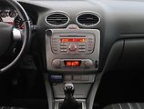 Ford Focus (2009) 1.6 16V, Serv.kniha, po STK - náhled 12