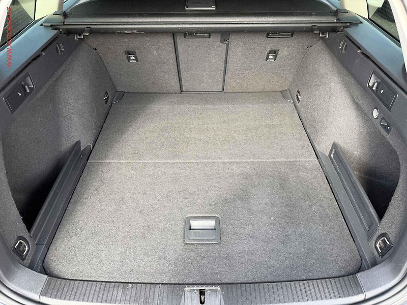 Volkswagen Passat (2015) 2.0TDi, AC - fotka 7 z 17