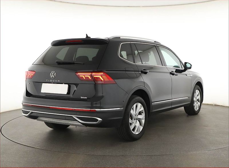 Volkswagen Tiguan Allspace (2023) Elegance 1.5 TSI - fotka 5 z 19