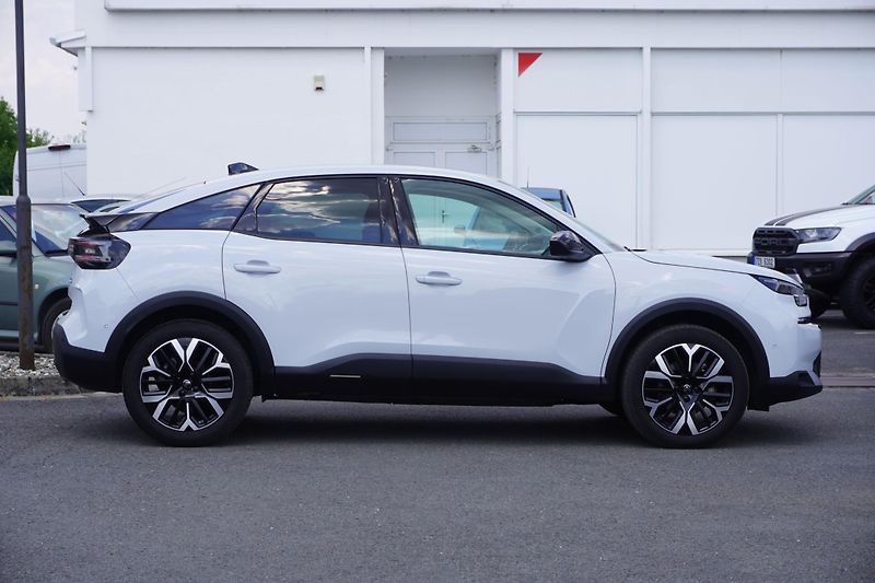 Citroën C4 (2025) 1,2PT 130 EAT8 MAX - fotka 4 z 10