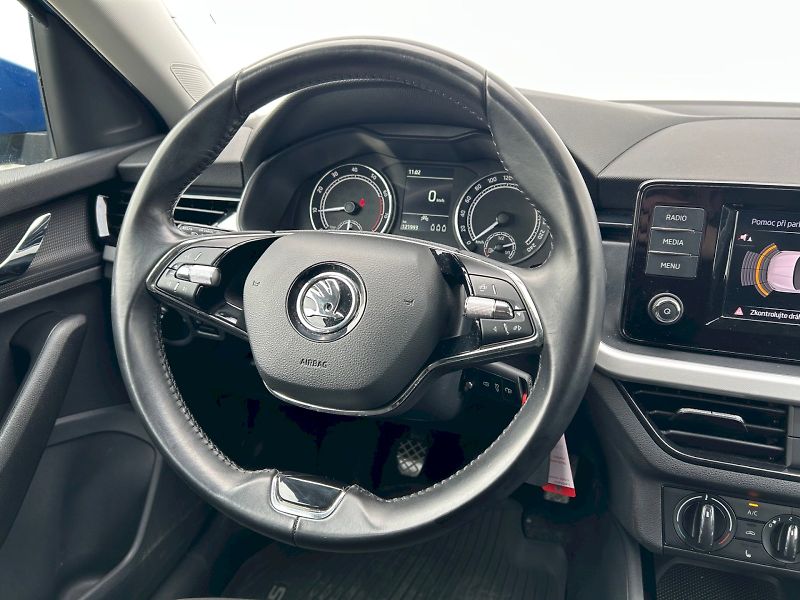 Škoda Scala (2021) Ambition 1.0 TSI 81 kW - fotka 10 z 27