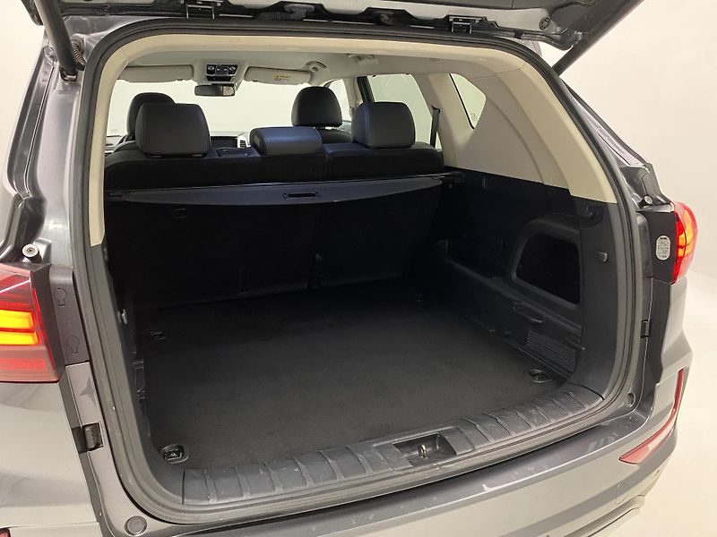 SsangYong Rexton 2.2 CRDi 4WD AUT CZ REZERVACE - fotka 6 z 50