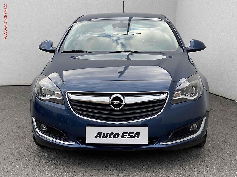 Opel Insignia (2017) 1.6CDTi, ČR, AC, tempo - fotka 2 z 17