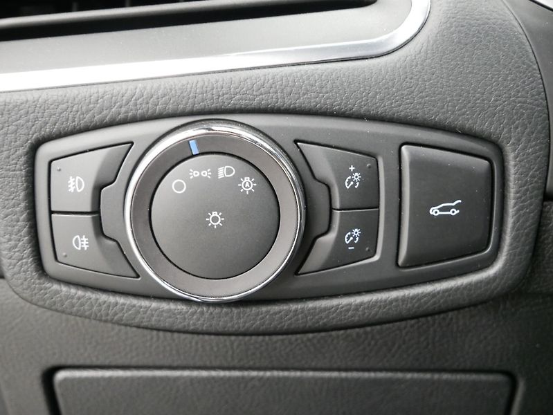 Ford S-MAX - fotka 13 z 26