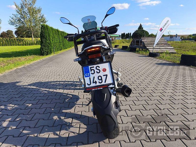 Benelli TRK 251 (2025) - fotka 8 z 11
