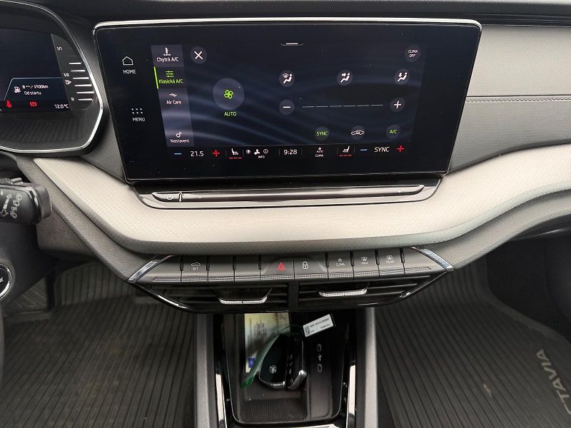 Škoda Octavia (2022) AMBITION 2.0TDI 110kW DSG 4x4  - fotka 10 z 11