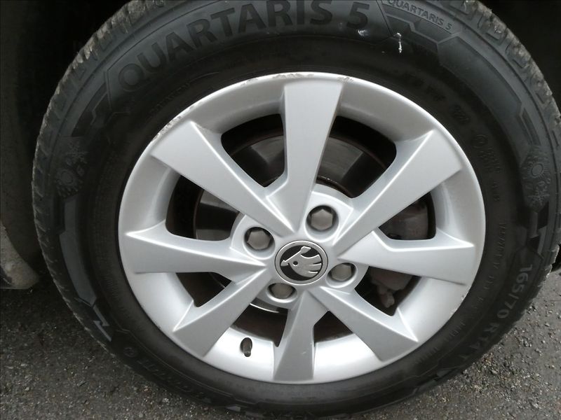 Škoda Citigo 1,0 MPi 44 kW Sound, klima - fotka 11 z 29
