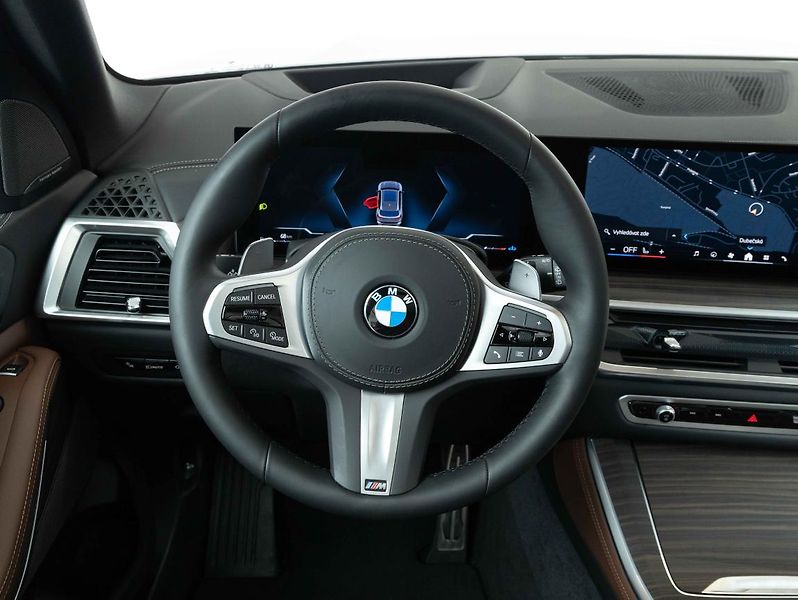 BMW X5 xDrive30d - fotka 12 z 23