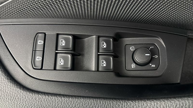 Škoda Kodiaq 2.0 TDI DSG 4x4 Exclusive Sele - fotka 25 z 36