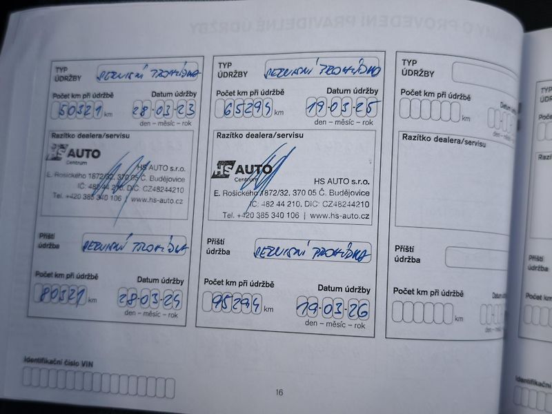 Nissan Juke 2017 ČR 1.MAJ 1.6 SCe 74302km - fotka 27 z 31